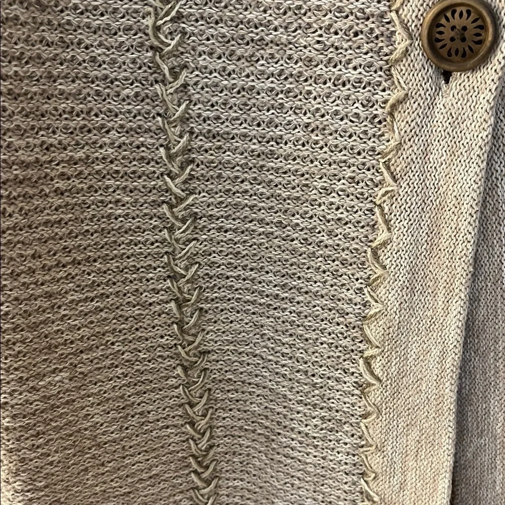 Coldwater Creek tan/ cream knit long sweater. Size Medium.